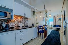 DeMoon Suite Hotel mutfak ve yemek alanı